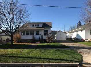 416 Laurel Ave, Pt Clinton, OH 43452