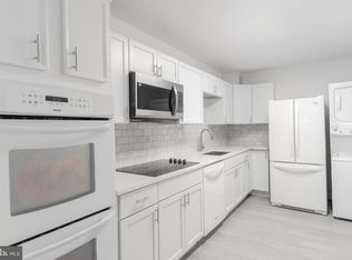 205 Yoakum Pkwy Unit 822, Alexandria, VA 22304