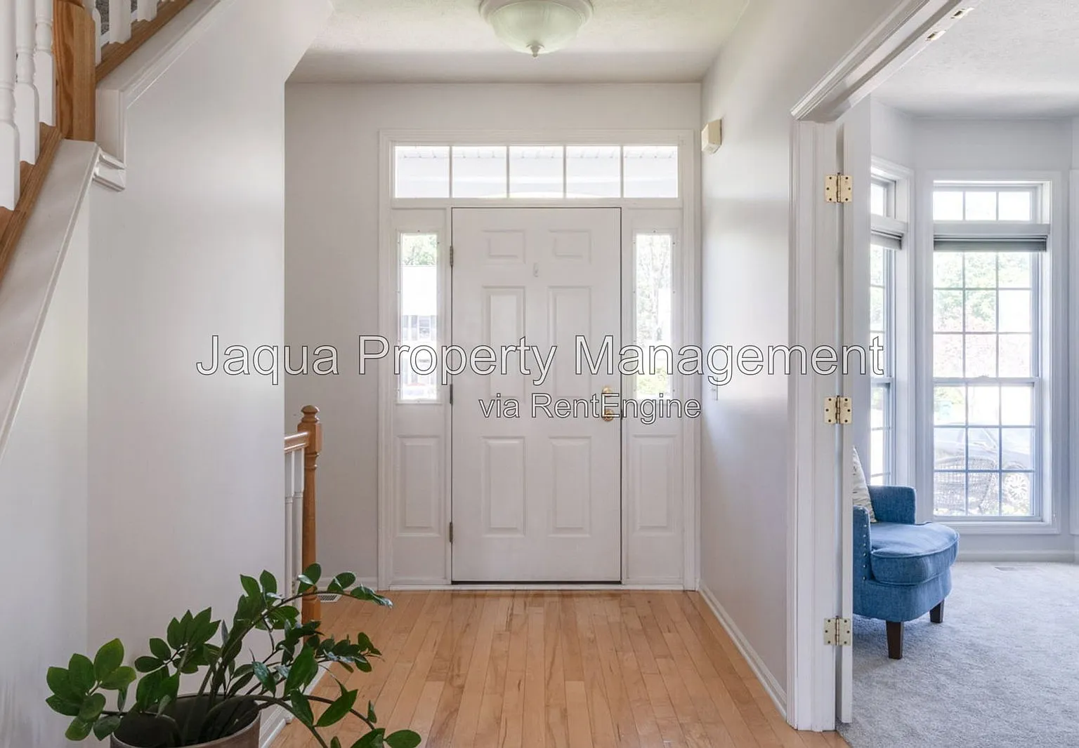 4 bed, 4.0 bath, 2817 sqft, $3,200 — Photo 2