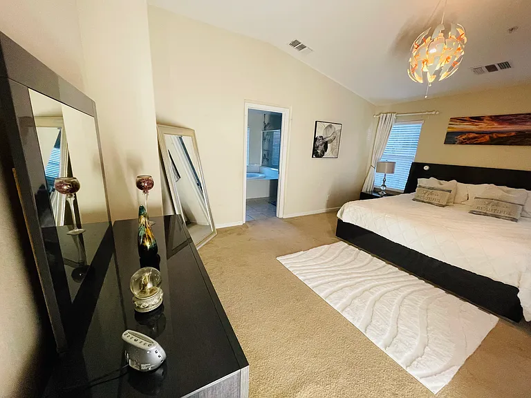 274 Altadena Cir — Photo 16