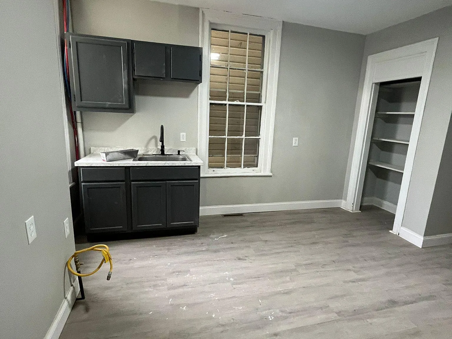 2 bed, 1200 sqft, $1,250 — Photo 1