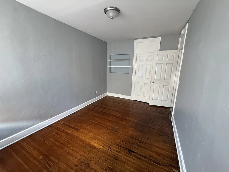 205 Lake Ave — Photo 5