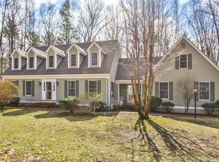 31 Gale Rd, Hampton, NH 03842
