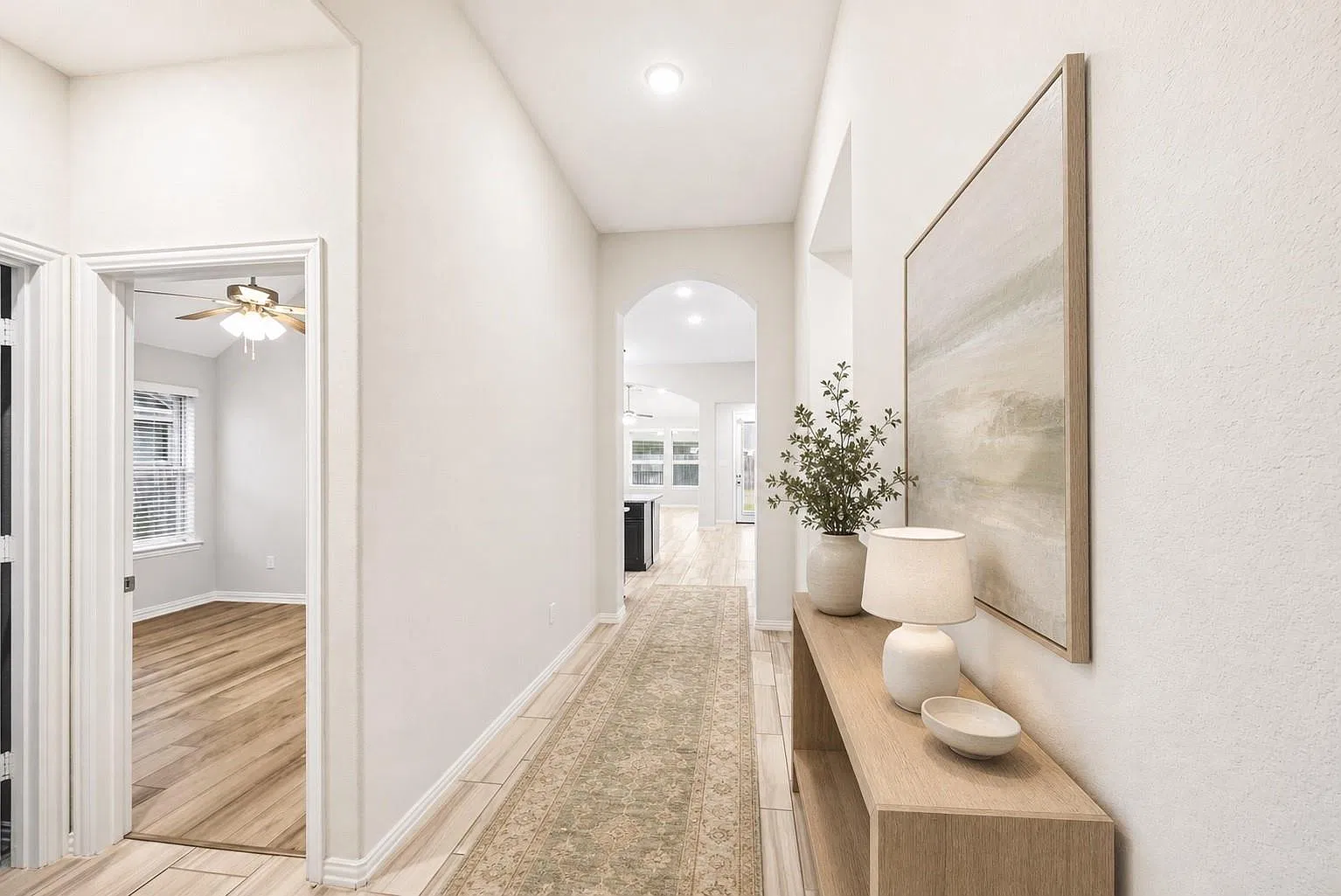 3 bed, 2.0 bath, 2123 sqft, $2,600 — Photo 3