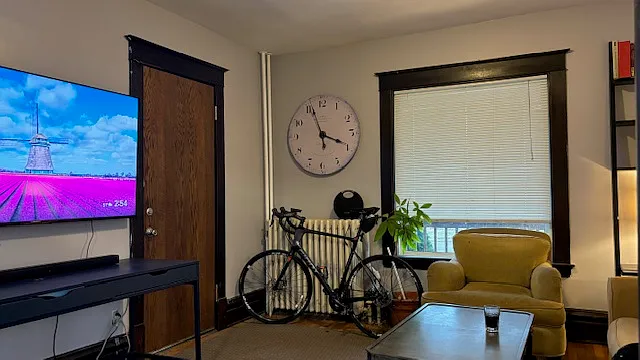2 bed, 1000 sqft, $1,450 — Photo 2