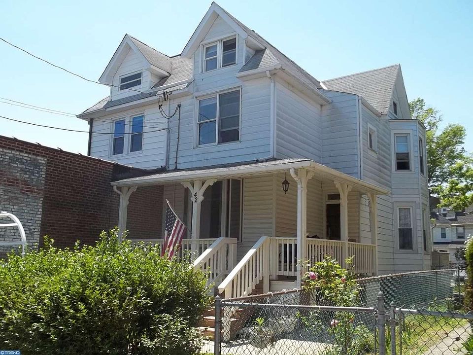 2nd image of 42 W Winona Ave