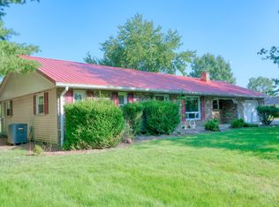 103 Smith Dr, De Soto, IL 62924