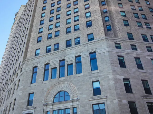 850 N Lake Shore Dr APT 1310, Chicago, IL 60611