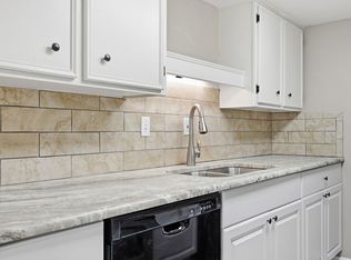 1800 Lavaca St APT 515, Austin, TX 78701