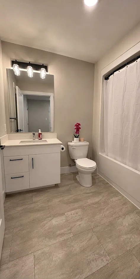 66 Weldon St. — Photo 3