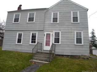 67 Meadow St, Litchfield, CT 06759