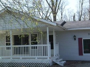 33270 Bernice Ave, Paw Paw, MI 49079