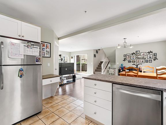 4th image of 1449 Vine Rd #2