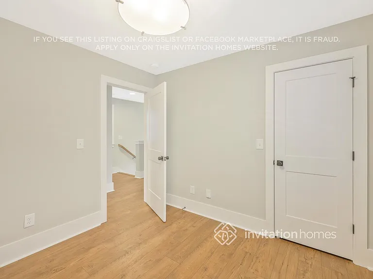 647 Vernon Ave #401 — Photo 18