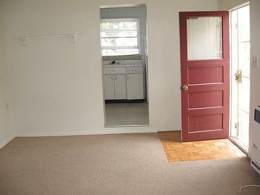 5th image of 3650 1/2 31st St
