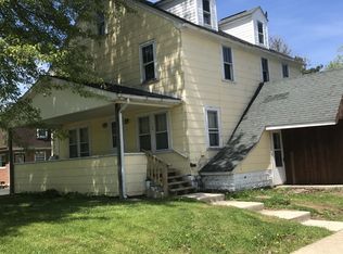 704 Venango Ave APT B, Cambridge Springs, PA 16403