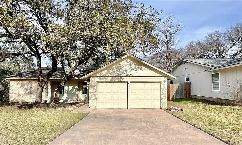 11909 Hardwood Trl