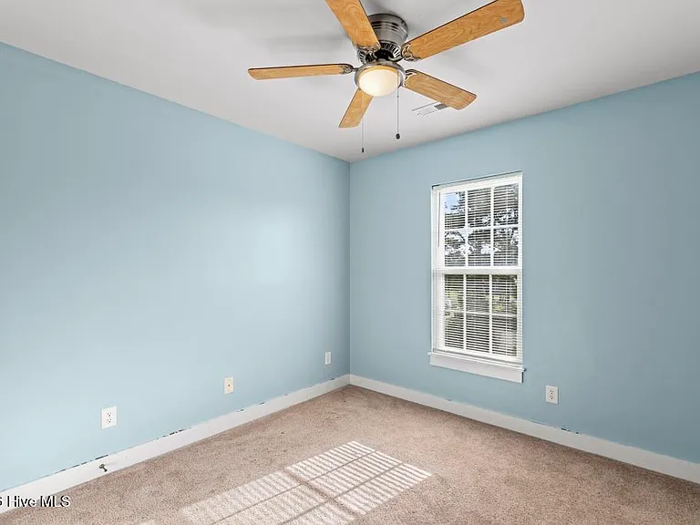 220 Twin Oaks Dr #A — Photo 16
