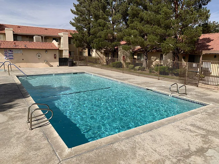 High Desert Villas - 55+ — Photo 10
