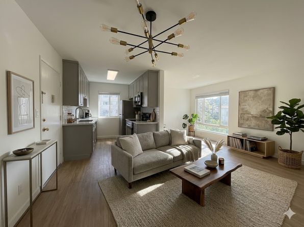 (undisclosed Address)