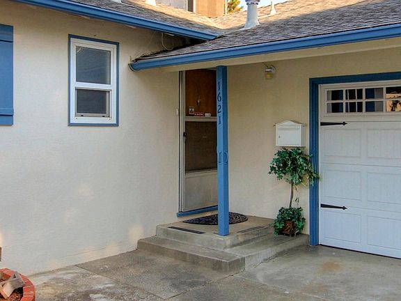4th image of 1621 Laurel Ln