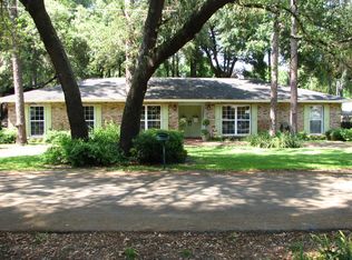 229 Oakhurst St, Altamonte Springs, FL 32701