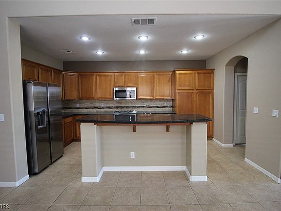 5th image of 1594 Shady Elm St #0