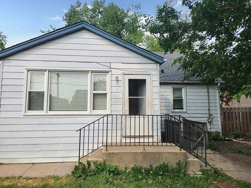 1st image of 4201 N Ozark Ave