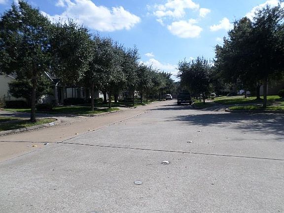 4th image of 4614 Green Cottage Ln