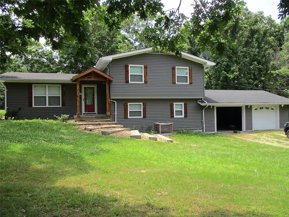 1st image of 3006 Oak Haven Ln