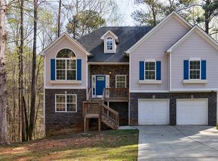 6490 Lake Esther Dr, Fairburn, GA 30213
