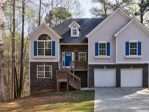 6490 Lake Esther Dr, Fairburn, GA 30213