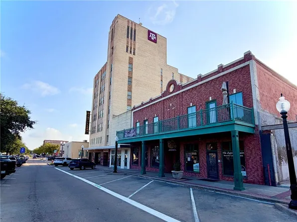 211 N Main St APT 21, Bryan, TX 77803