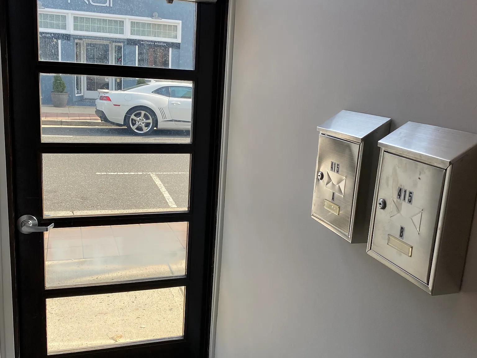 1 bed, 1100 sqft, $3,000 — Photo 3