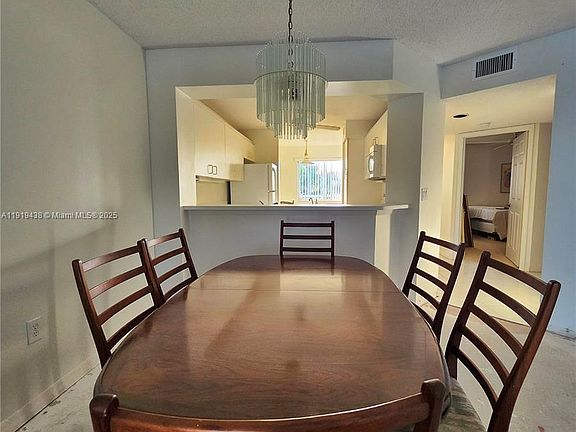 5th image of 7852 Trent Dr #206