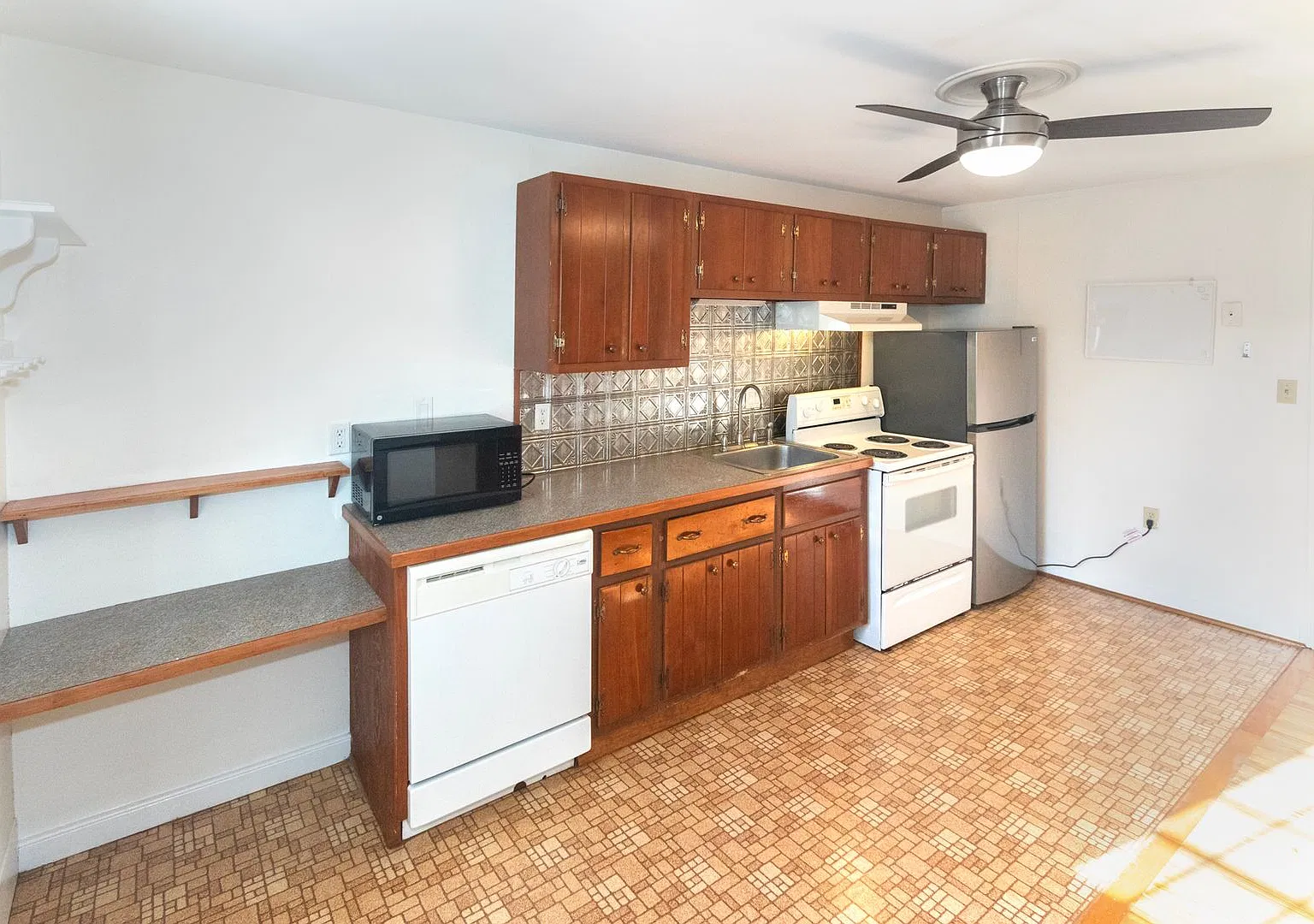 174 DREW RD — Photo 4