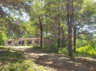 99 Hughes Rd, Toccoa, GA 30577