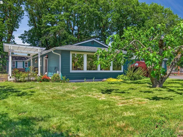 51949 SE 5th St, Scappoose, OR 97056