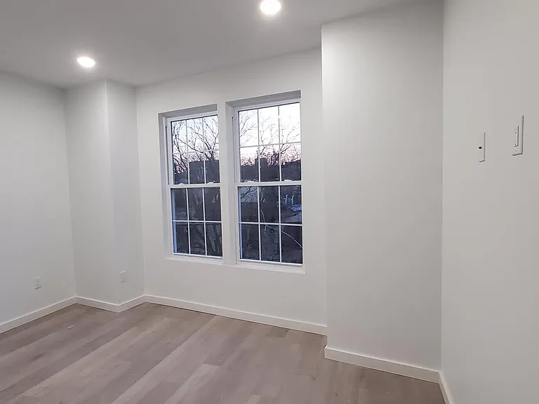 2036 Germantown Ave #1 — Photo 3