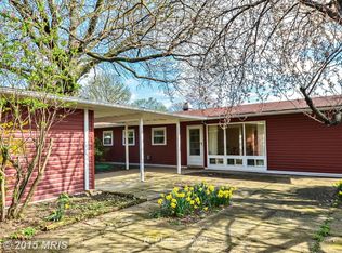 1302 Pinewood Dr, Frederick, MD 21701
