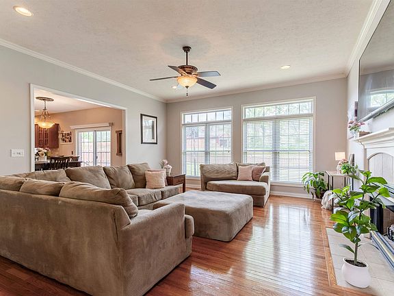 4th image of 4646 Windham Dr