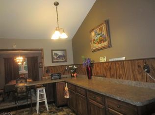 18 Foulton Ter, Sussex, NJ 07461