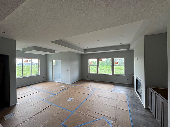 4th image of 3363 Kady Ave NE
