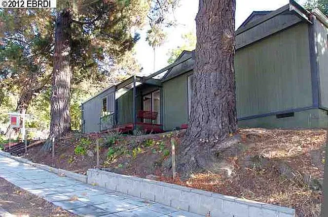 7435 Circle Hill Dr — Photo 16