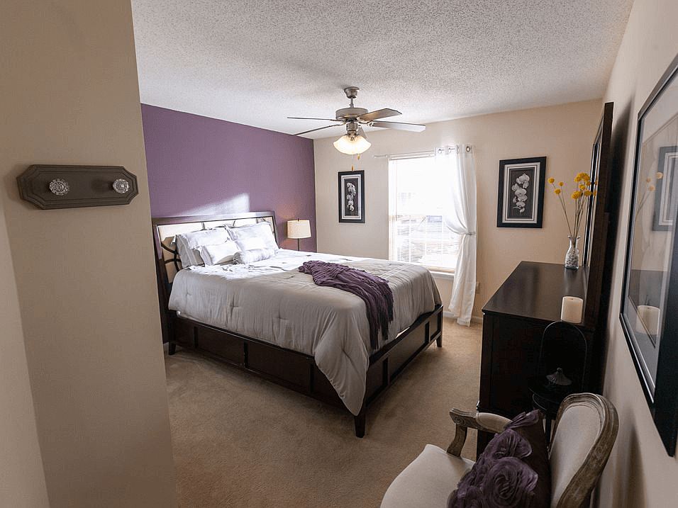 Spacious Bedroom!