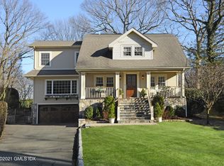 11 Osee Pl, Cos Cob, CT 06807