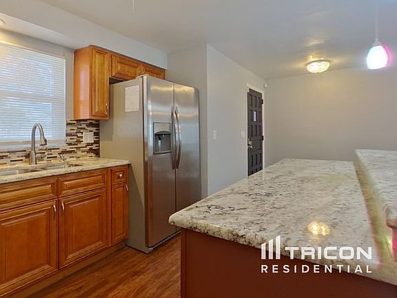 5th image of 1480 Marjohn Ave