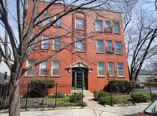 4006 W Warwick Ave #3E, Chicago, IL 60641