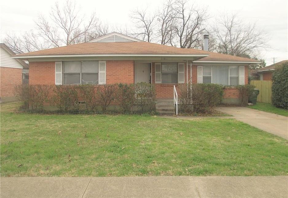 1st image of 110 Brazos St