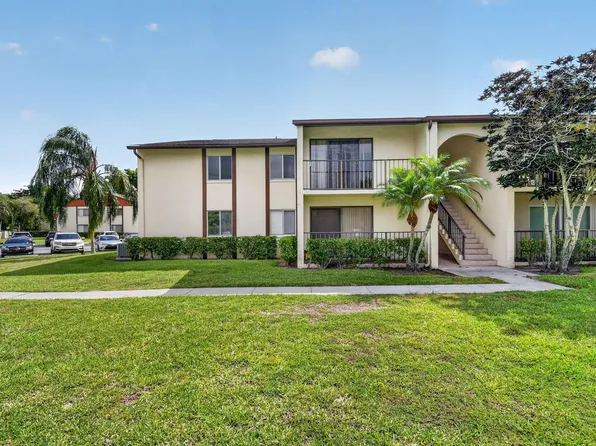 4991 Sable Pine Circle #C2, West Palm Beach, FL 33417